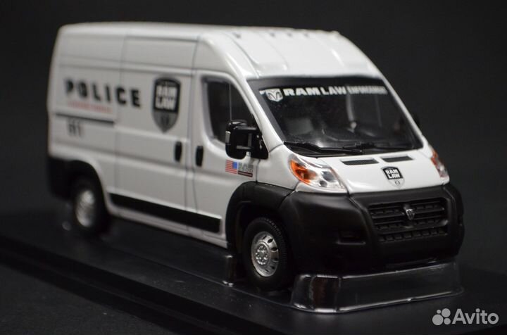 1/43, Dodge Ram 2500 Cargo Police, Greenlight