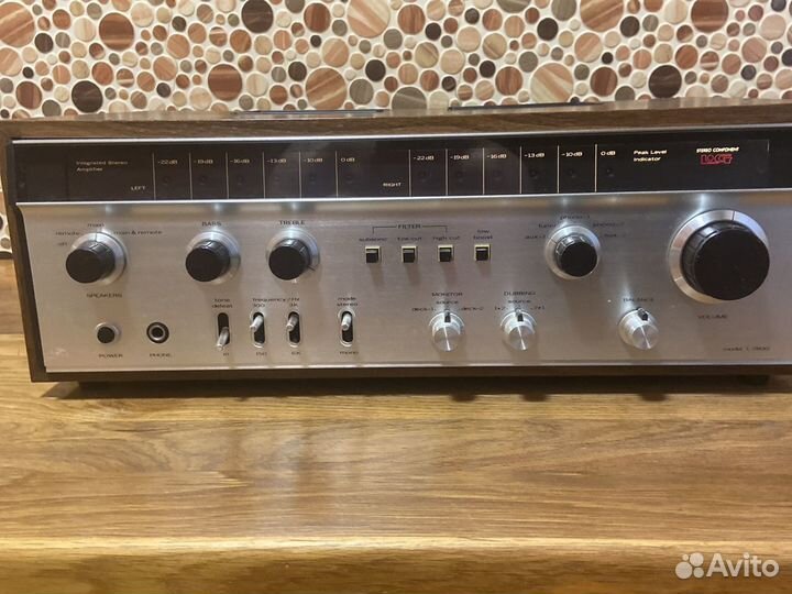 Усилитель Luxman & Garraard L -2800