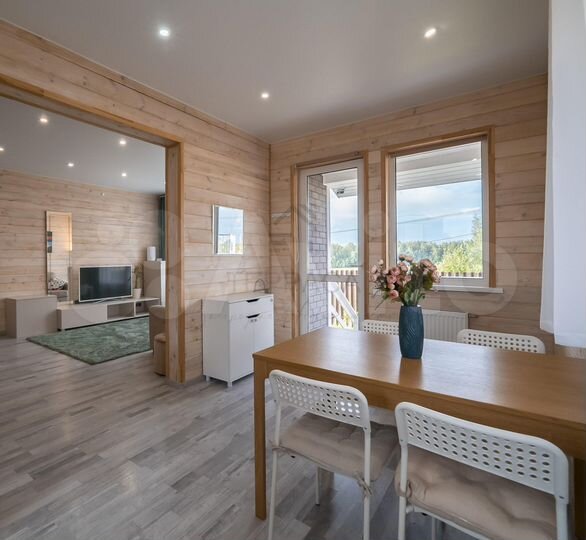 Дом 140 м² на участке 5 сот.