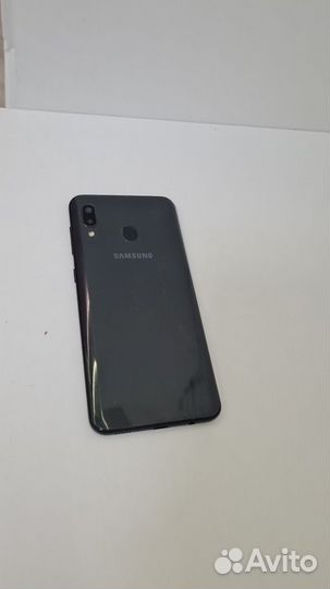 Samsung Galaxy A20, 3/32 ГБ