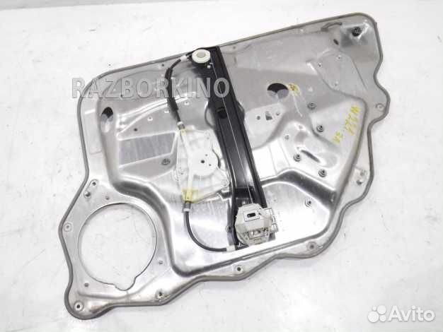 Стеклоподъемник электрический задний левый