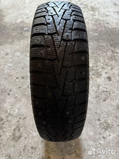 Nexen Winguard WinSpike 215/70 R15