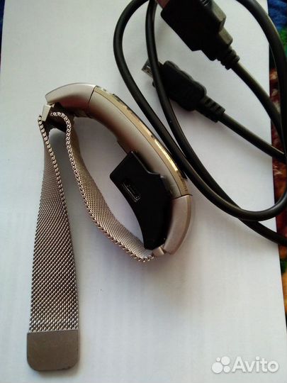 Фитнес браслет