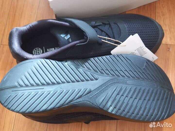 Кроссовки Adidas Duramo