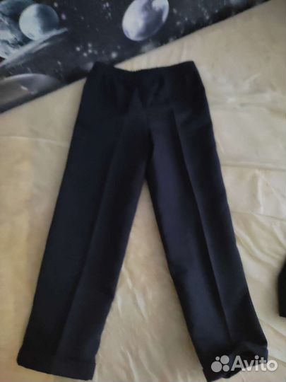 Двое брюк и жилет