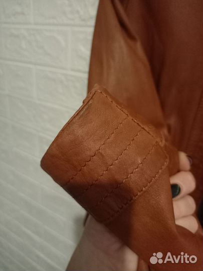 Кожаная куртка 40р