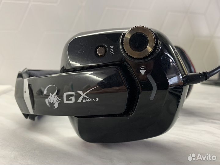 Наушники с микрофоном