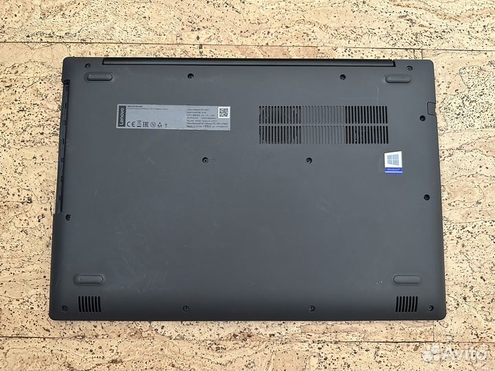 IdeaPad 330-15AST, 15.6