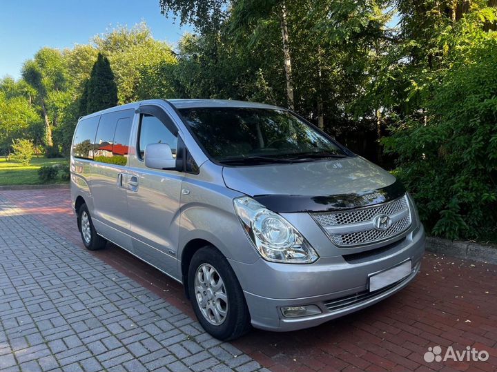 Аренда минивена 8 мест