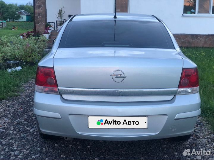 Opel Astra 1.3 МТ, 2009, 240 000 км