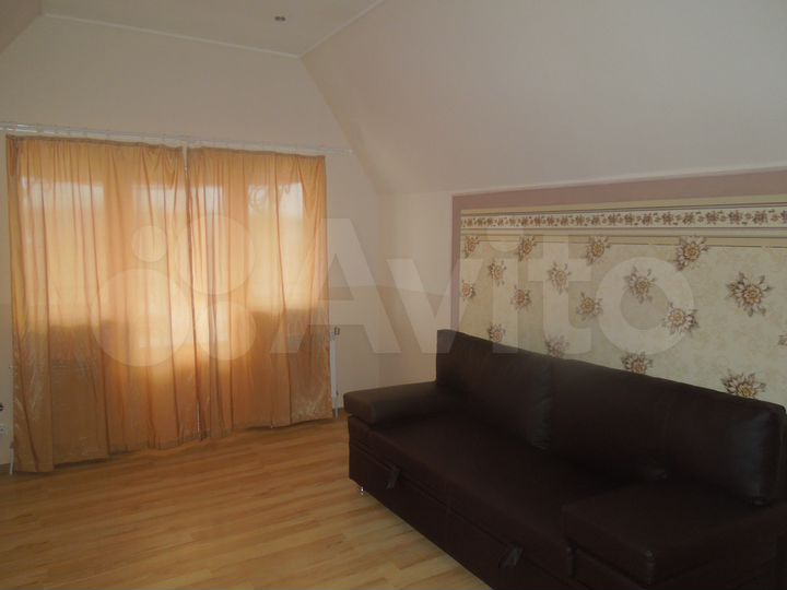 Коттедж 250 м² на участке 3 га