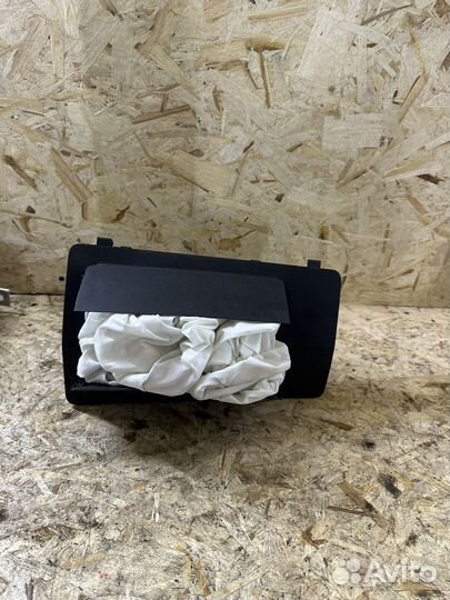 Подушка торпеды Toyota Hilux 7 Взорванная