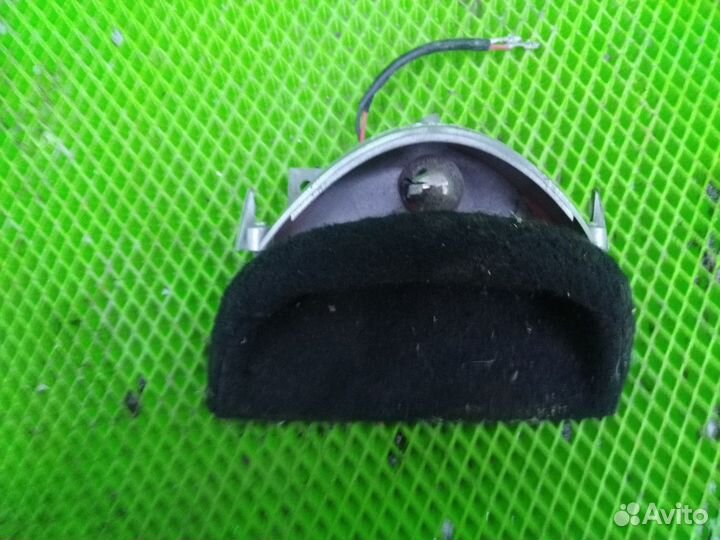 Стоп сигнал дополнительный Kia Spectra