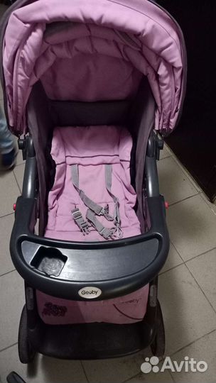 Прогулочная коляска