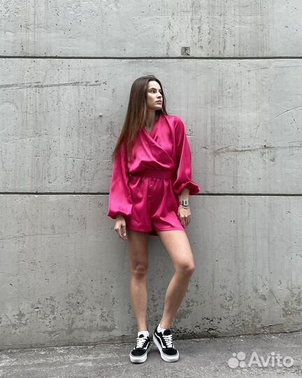 Комбинезон женский с шортами