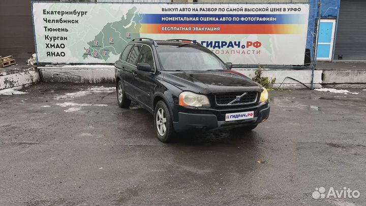 Накладка на торпедо нижняя правая Volvo XC90 03409