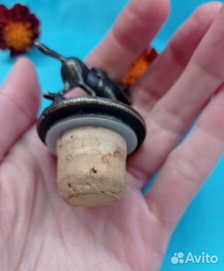 Винтажная пробка для бутылки