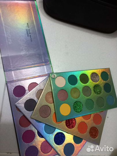 Палетка теней 4 в 1 новая
