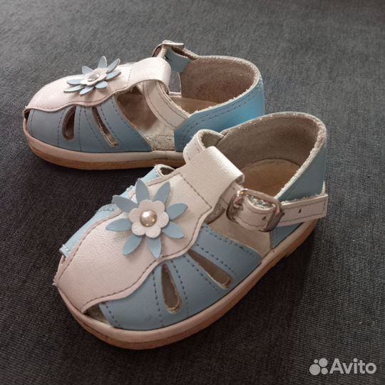Сандалии для девочки