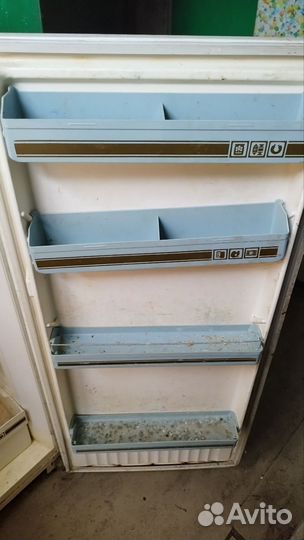 Холодильник советский