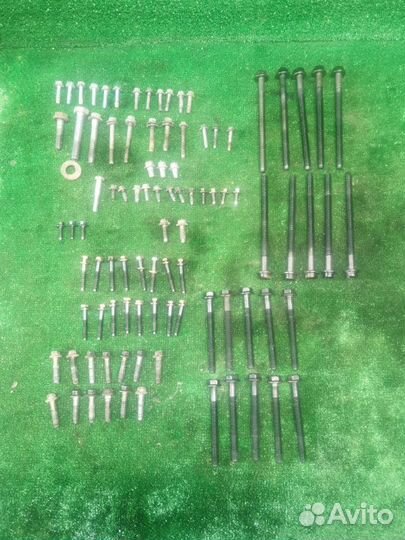 Болт двигателя Ford Focus 2 1.6Л 115 Л.С