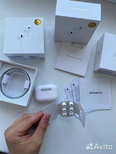 Airpods pro 2 обновленная версия новые