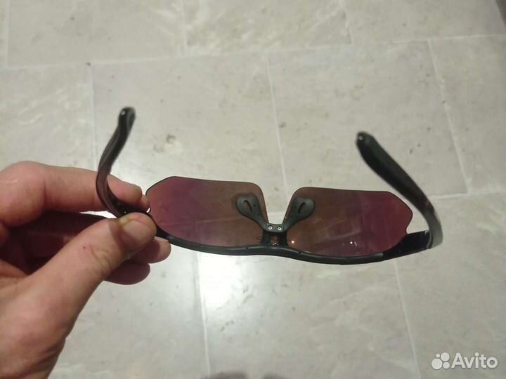 Солнцезащитные очки