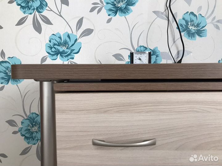 Столешница с комодом