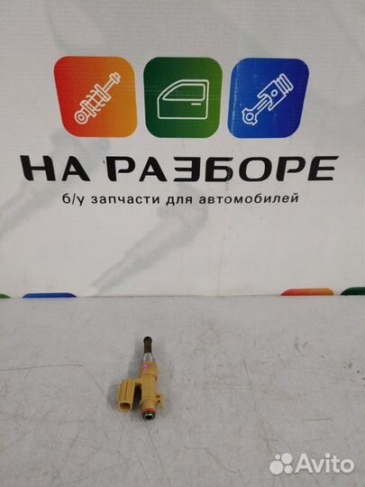 Форсунка Toyota Land Cruiser 200 1UR-FE 2016