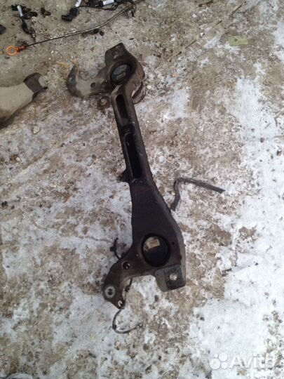 Балка передняя поперечная Audi Q7 2007г.в. 3.6