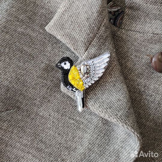 Брошь птица синица ручной работы