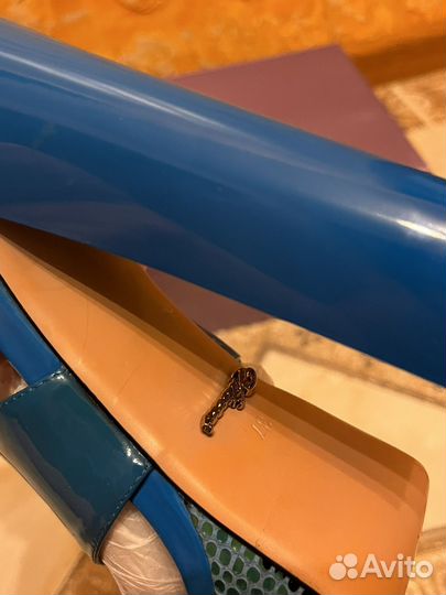 Босоножки натуральная кожа