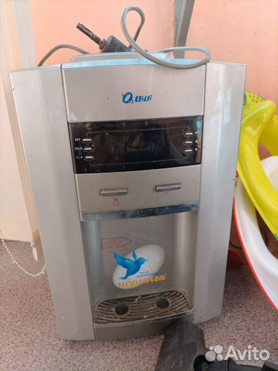 Кулер для воды бу