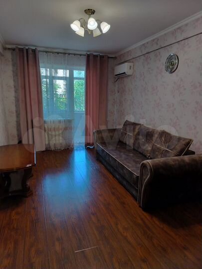 2-к. квартира, 57 м², 3/5 эт.