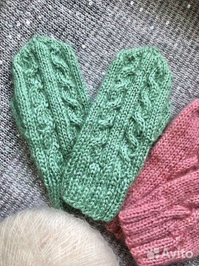 Варежки и носочки