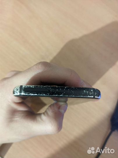 Телефон Samsung galaxy a3 2017