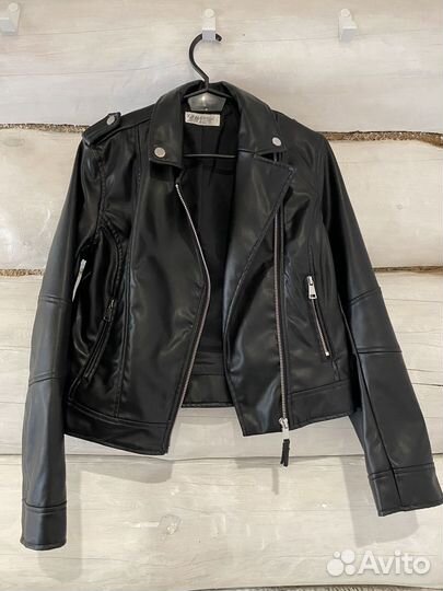 Куртка рост 152 экокожа hm