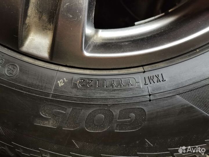 R16 Yokohama Geolandar A/T G015 245/70, PCD 5x139.7 DIA 110