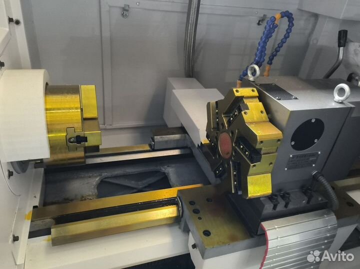 Токарный станок с чпу realrez CK 6132х750 GAH6