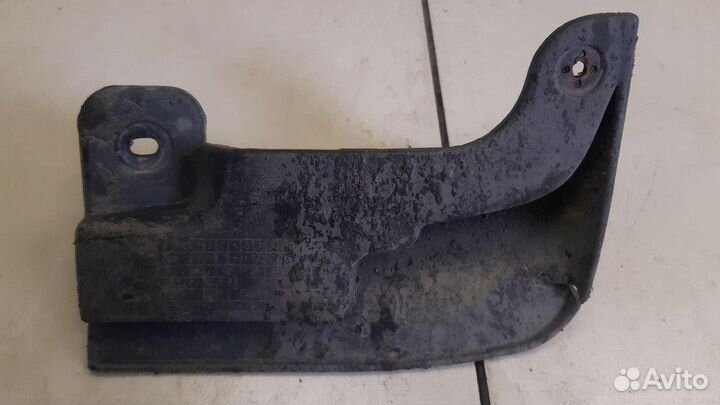 Брызговик передний Hyundai Accent