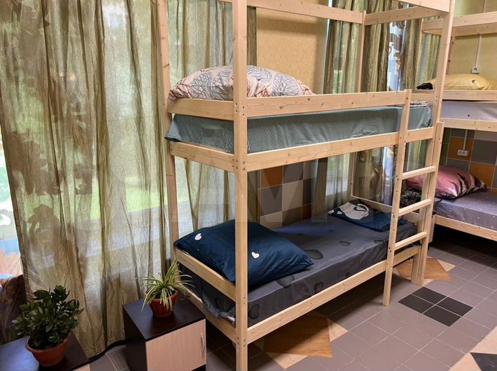 Комната 18 м², 2/2 эт.