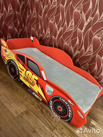 Кровать подростковая с матрасом