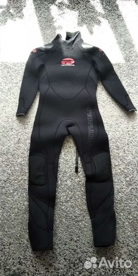 Гидрокостюм