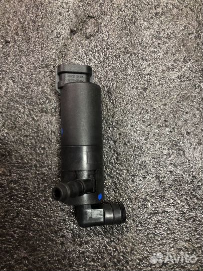 Насос омывателя лобового стекла Nissan