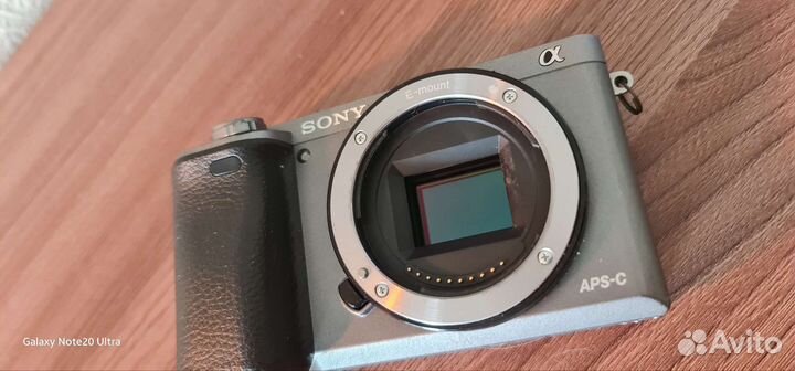 Sony alpha a6000