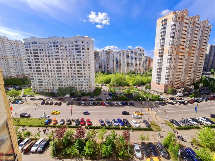 3-к. квартира, 76,4 м², 10/25 эт.