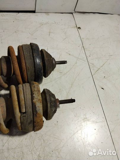 Амортизатор задний Skoda Felicia 1998 VAG