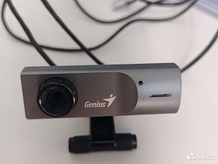 Веб-камера Genius