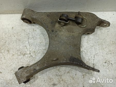 Рычаг задний нижний левый 33321093723