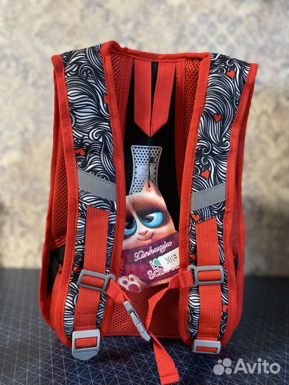 Рюкзак школьный для девочки и пенал